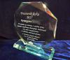 Nagroda Pracownik Roku - statuetka szklana G020 z grawerem w etui