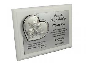 Pamiątka Chrztu Św. - srebrny obrazek z Aniołkiem w sercu na białym podkładzie
