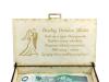 Upominek ślubny - pudełko na pieniądze z grawerem
