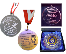 Medale szklane, pleksi, laminat - oryginalne medale grawerowane